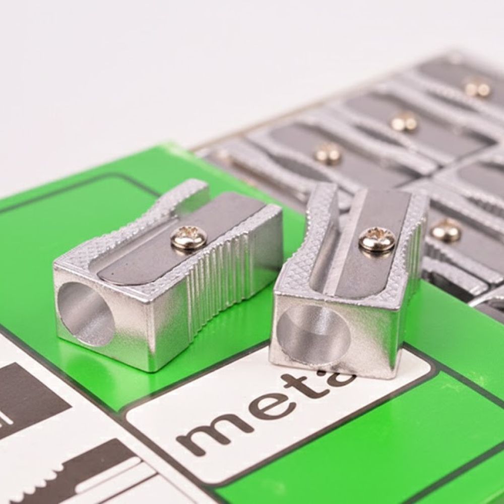 SET DE 24 SACAPUNTAS METALICOS ART 1002 AAÑ